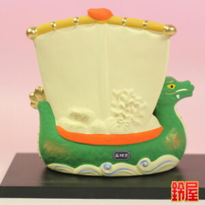神棚に飾る七福神の宝船：背面画像