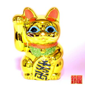 金運上昇の神棚の開運グッズである金色の小判猫の置物1